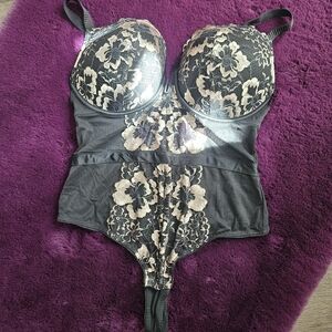 Auden Thong Black and Cream Lace XL Underwire Bodysuit